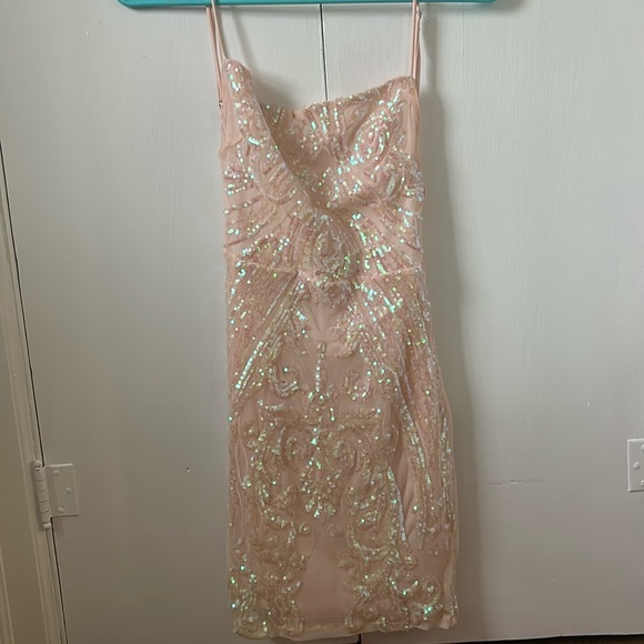 formal dress! - Picture 1 of 5